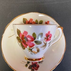 Floral White and Gold Mug